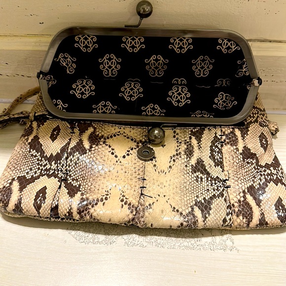 Jessica Simpson clutch - Picture 3 of 4